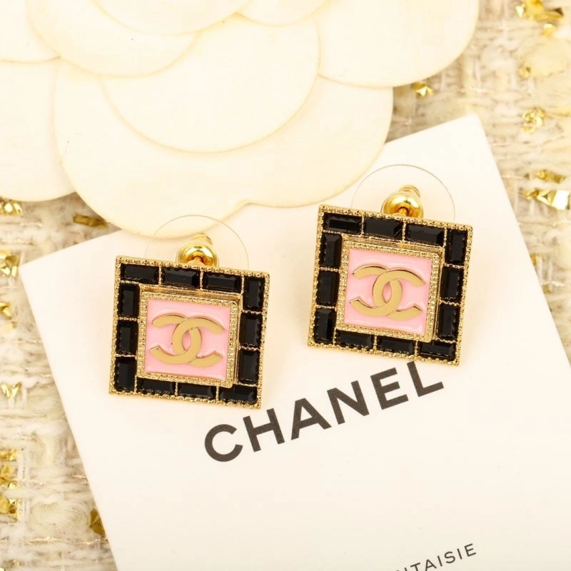 Sporty Chanel Earrings 232152