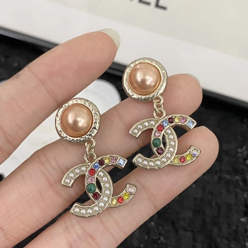 Chanel Earrings Modern 232133