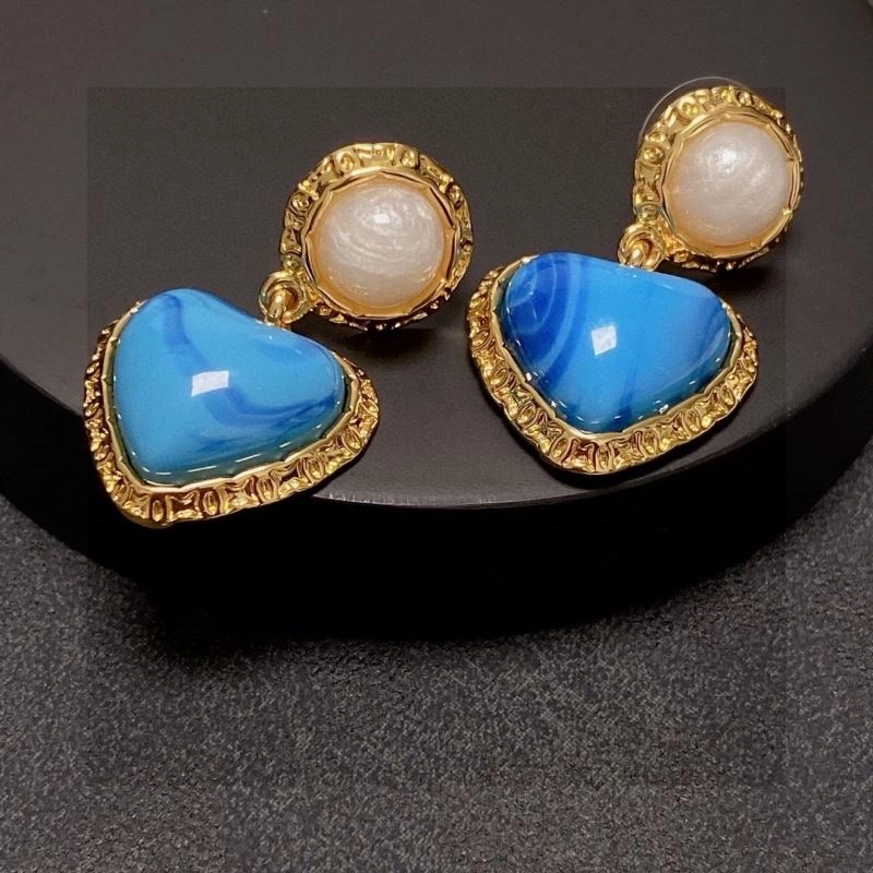 Chanel Earrings Refined 232113