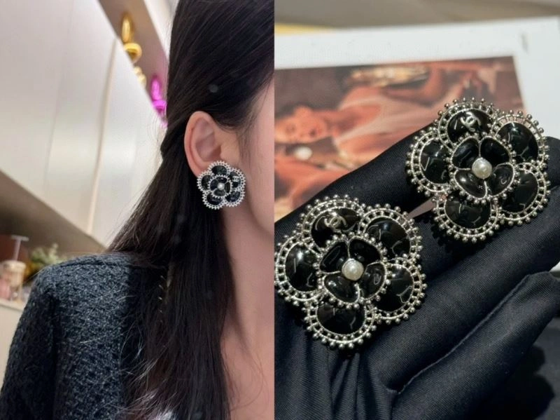 Chanel Earrings ModernLook 232190