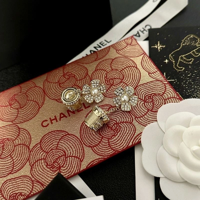 Chanel Earrings SmoothTexture 232141