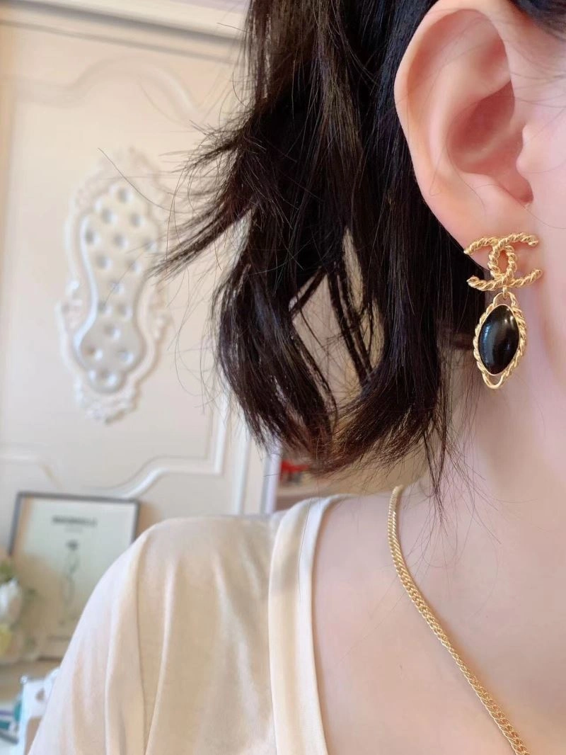 Durable Chanel Earrings 232224