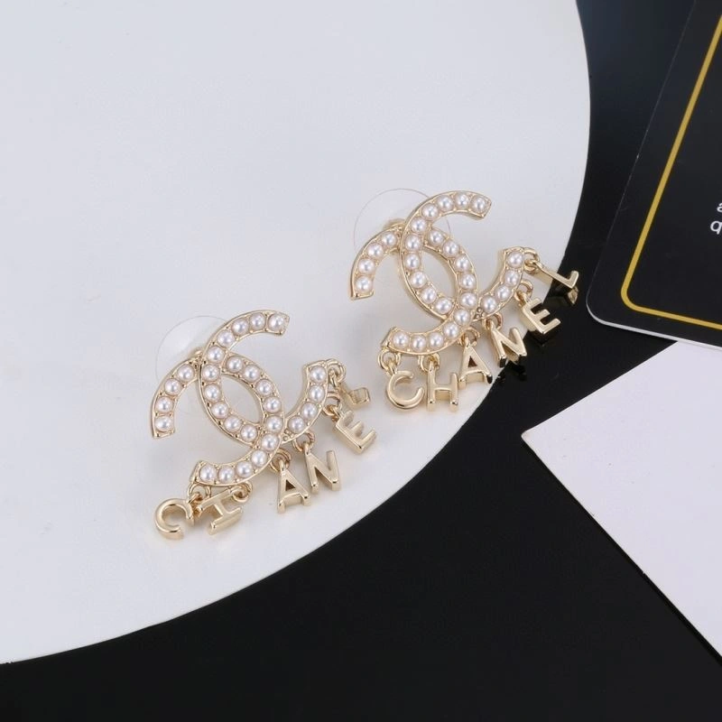 Chanel Earrings Durable 232144