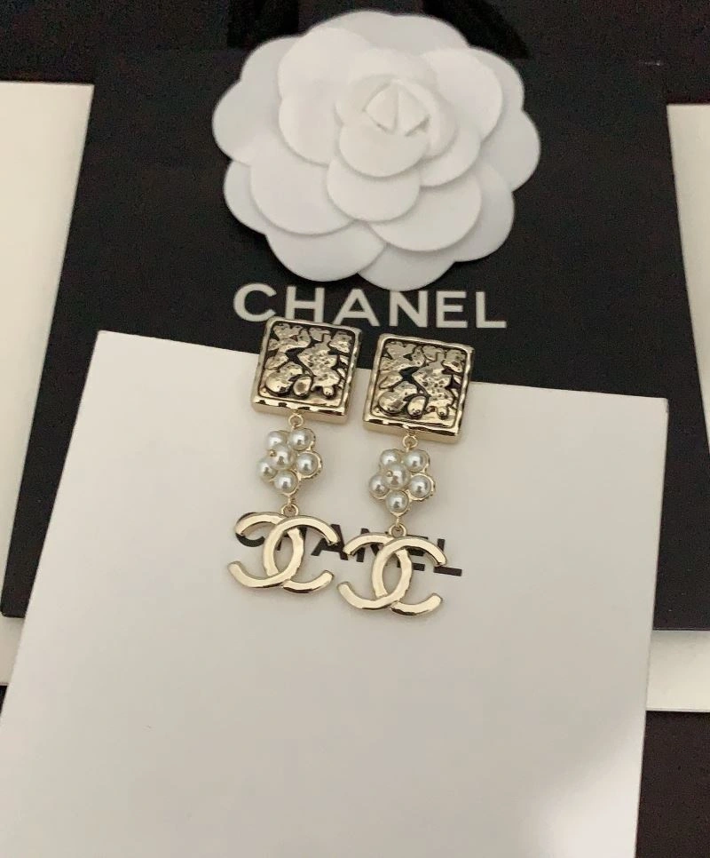 WaterResistant Chanel Earrings 232162