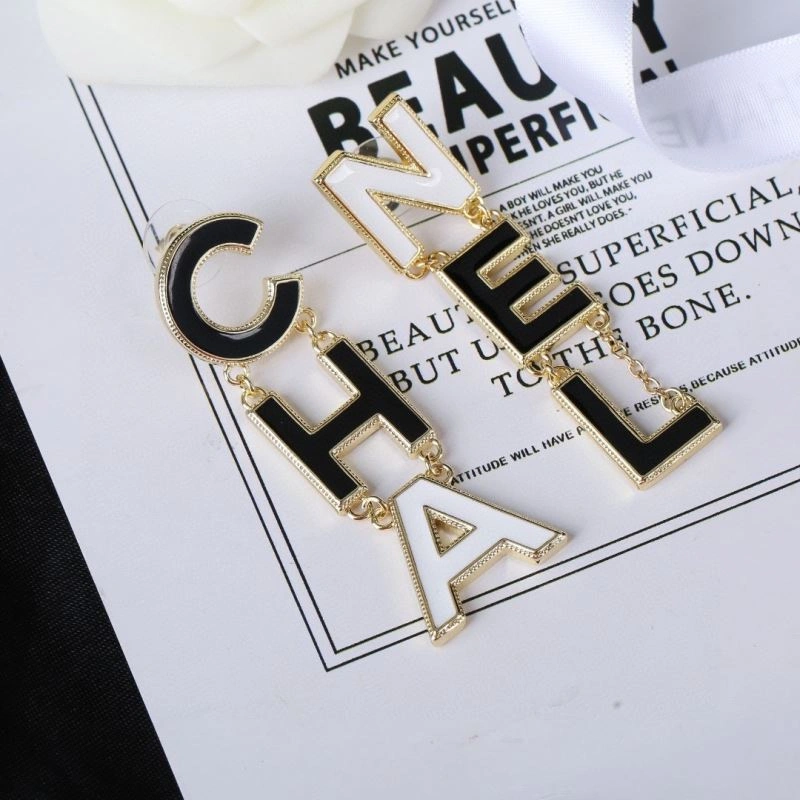 Chanel Earrings FreshLook 231844