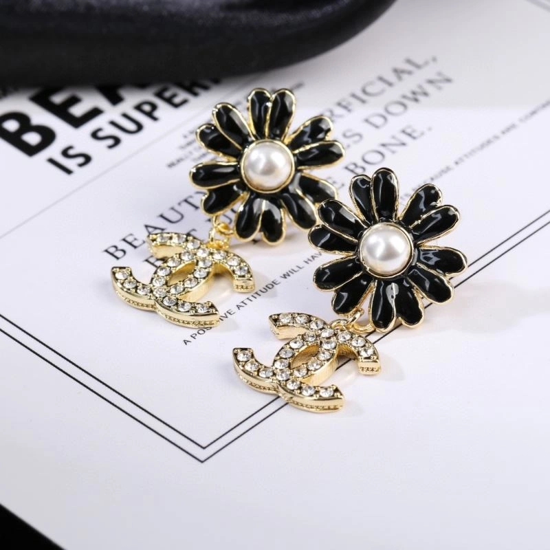 Chanel Earrings Colorful 231843