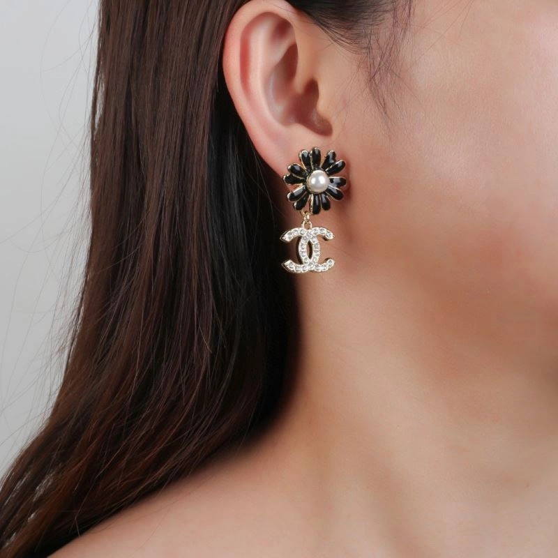 Chanel Earrings Colorful 231843