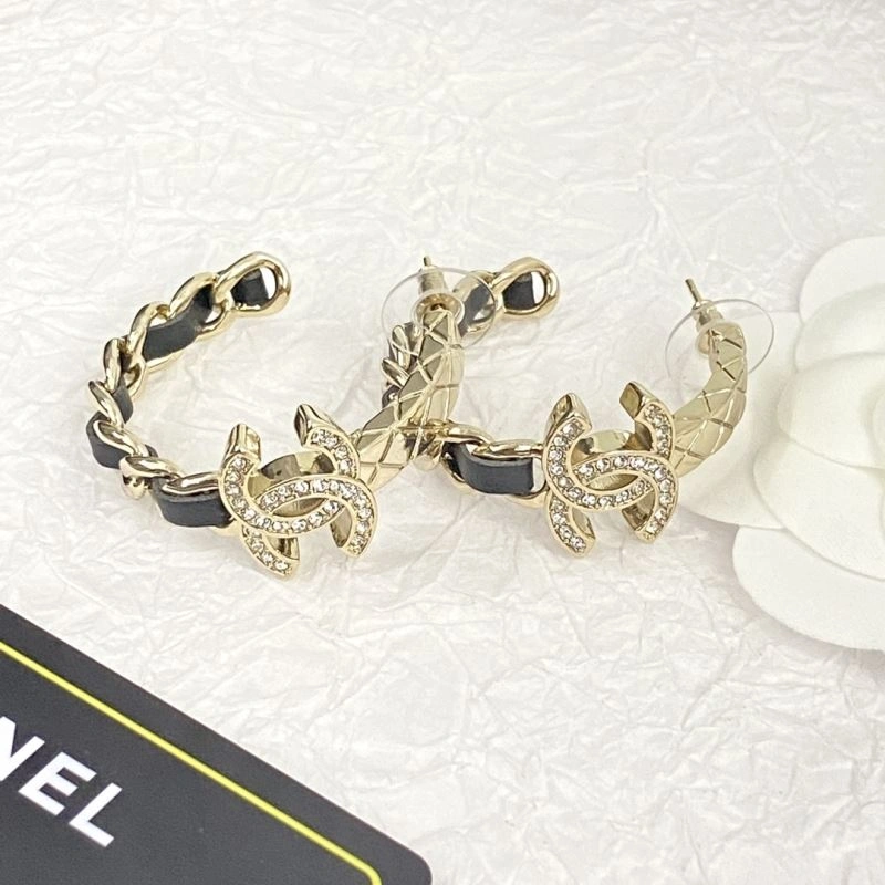 Breathable Chanel Earrings 231873