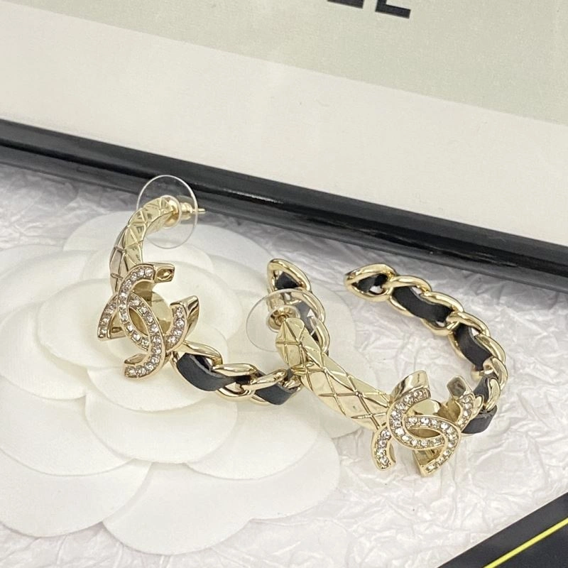 Breathable Chanel Earrings 231873