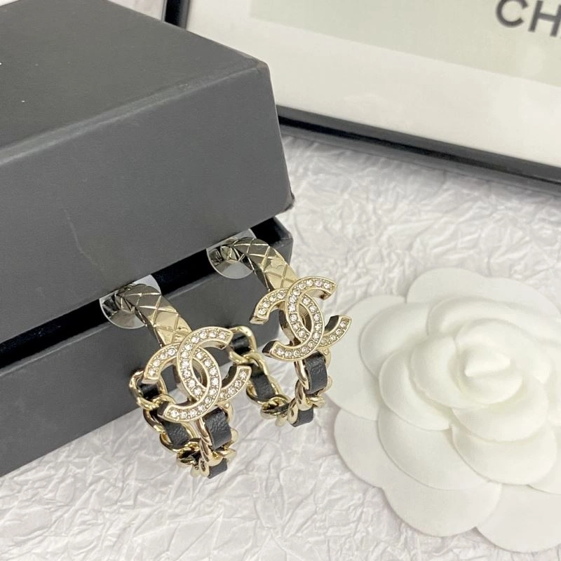 Breathable Chanel Earrings 231873
