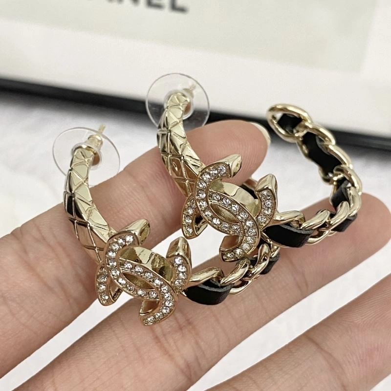 Breathable Chanel Earrings 231873