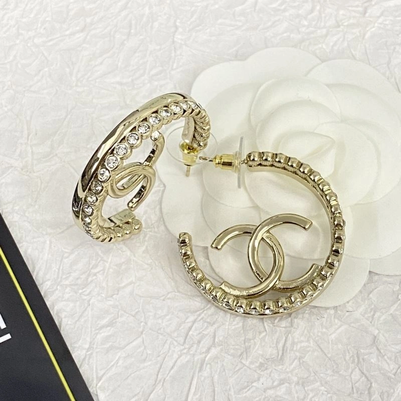 Refined Chanel Earrings 231878
