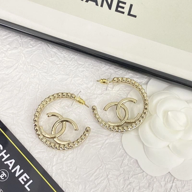 Refined Chanel Earrings 231878