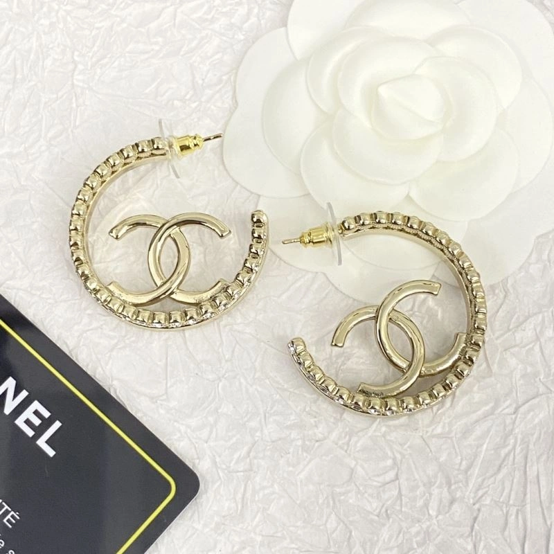 Refined Chanel Earrings 231878