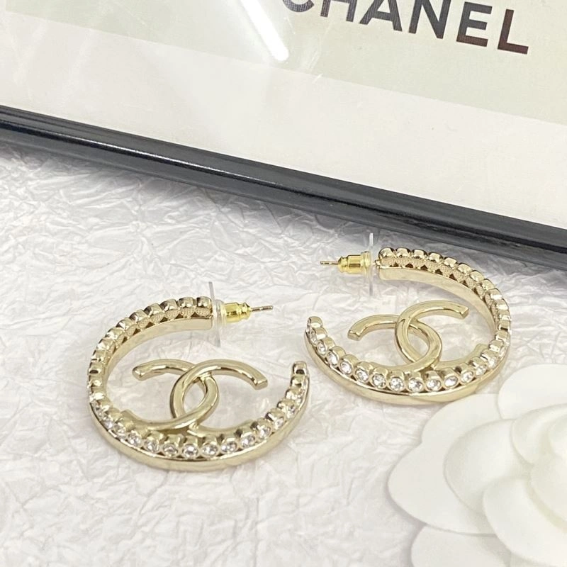 Refined Chanel Earrings 231878