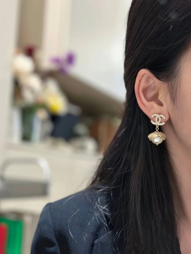 Chanel Earrings Contemporary 231826