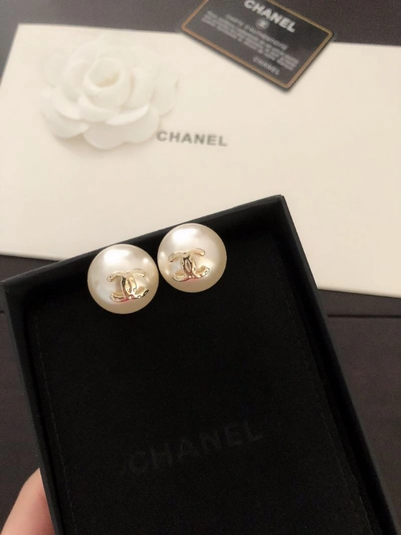 TechFriendly Chanel Earrings 231892