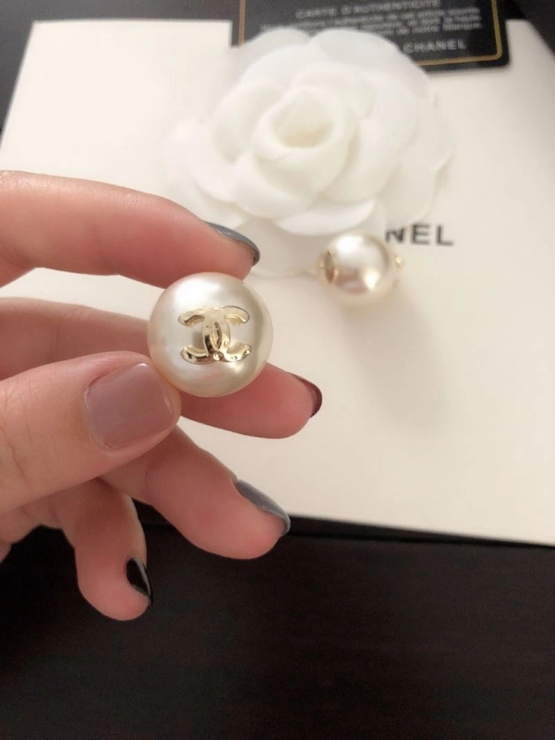 TechFriendly Chanel Earrings 231892
