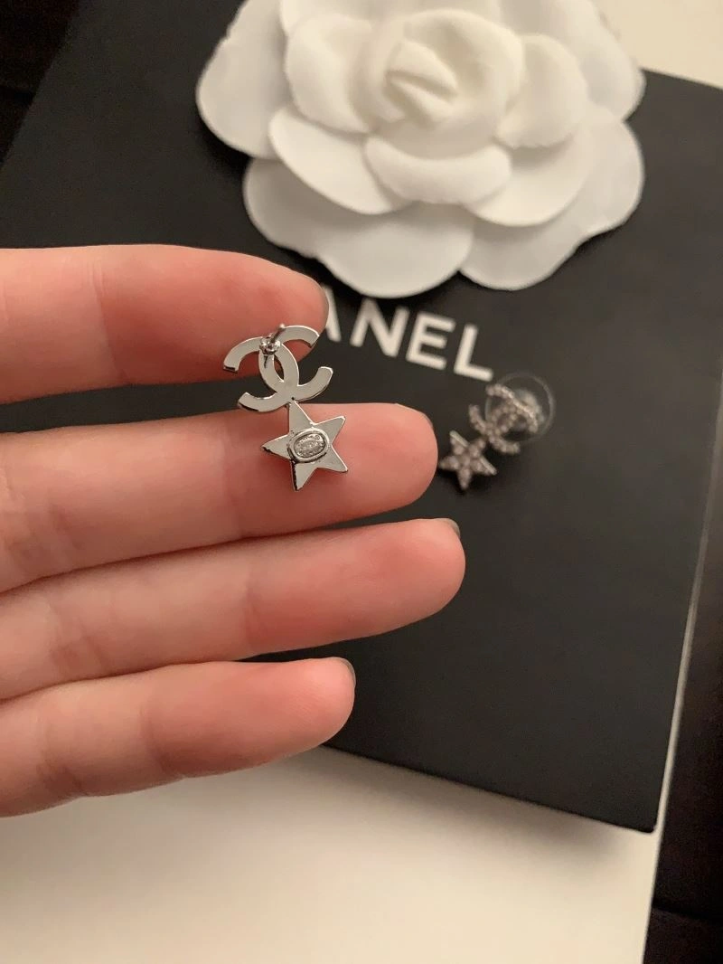 Affordable Chanel Earrings 231883