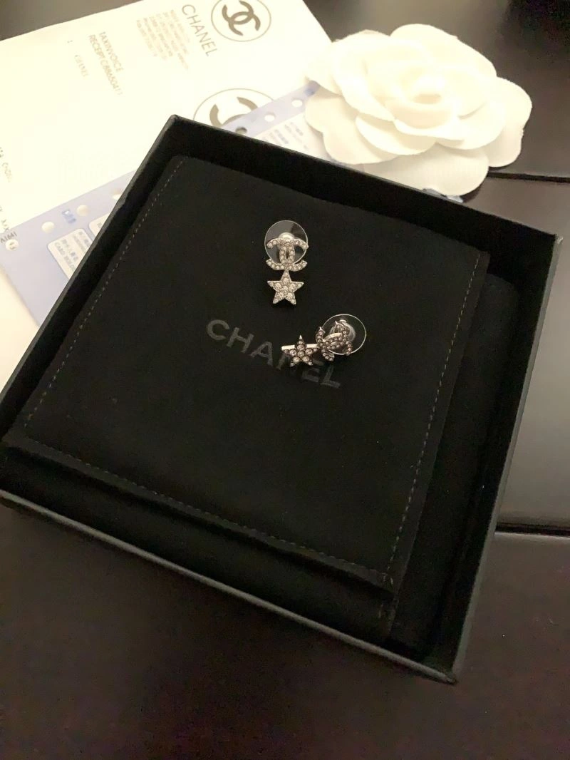 Affordable Chanel Earrings 231883