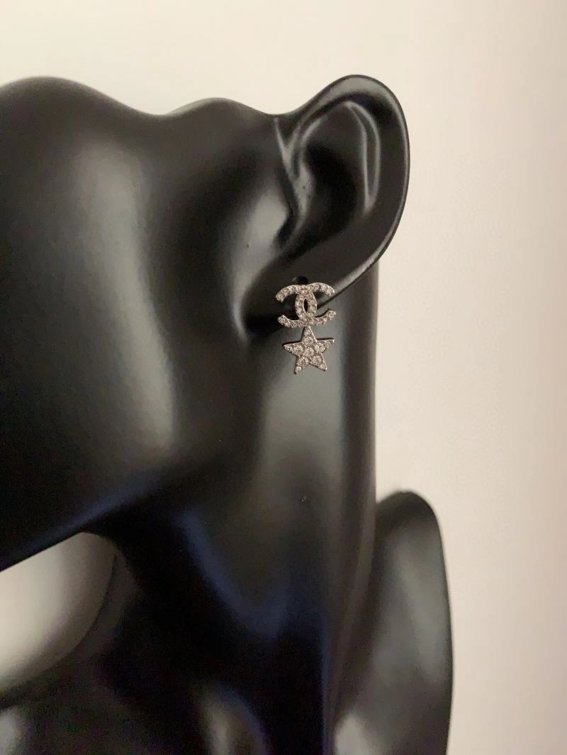 Affordable Chanel Earrings 231883