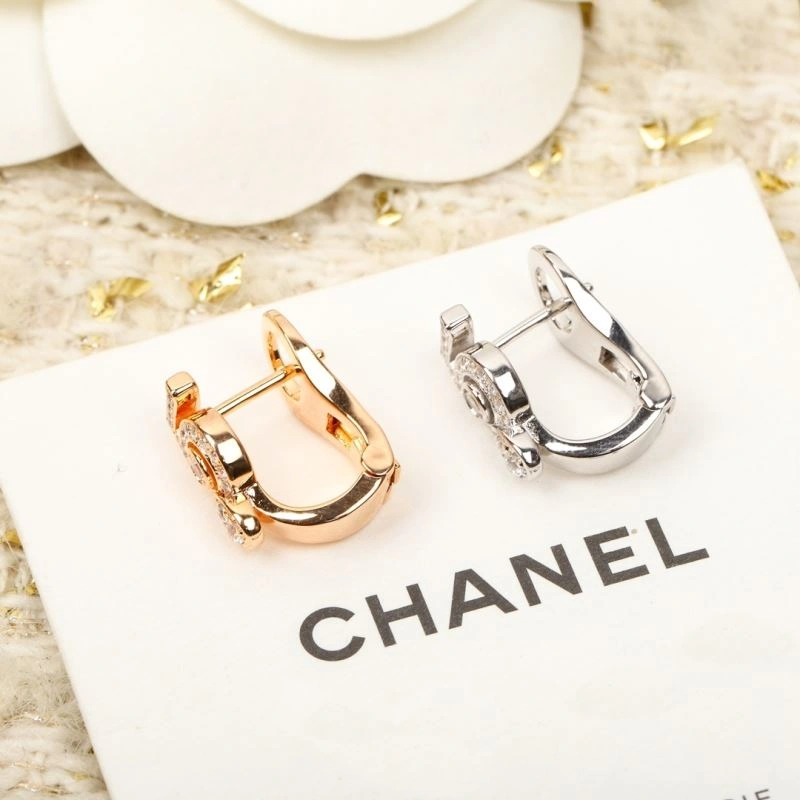 Chanel Earrings Practical 231821