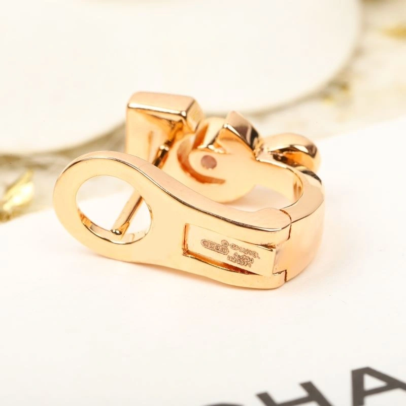 Chanel Earrings Practical 231821