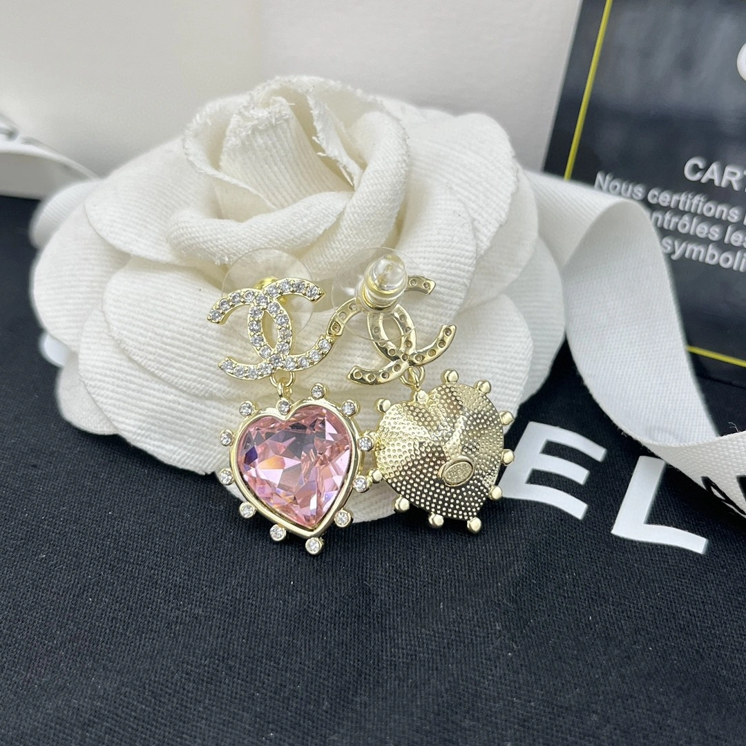 Minimalist Chanel Earrings 231825