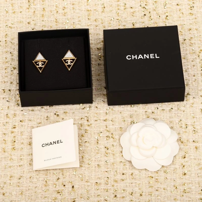Timeless Chanel Earrings 231867