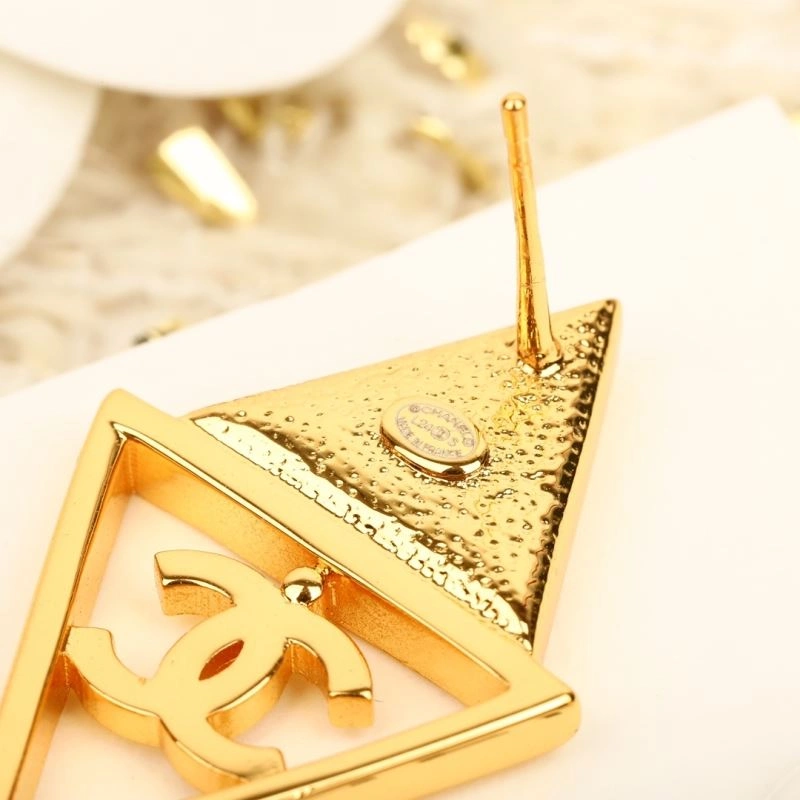 Timeless Chanel Earrings 231867