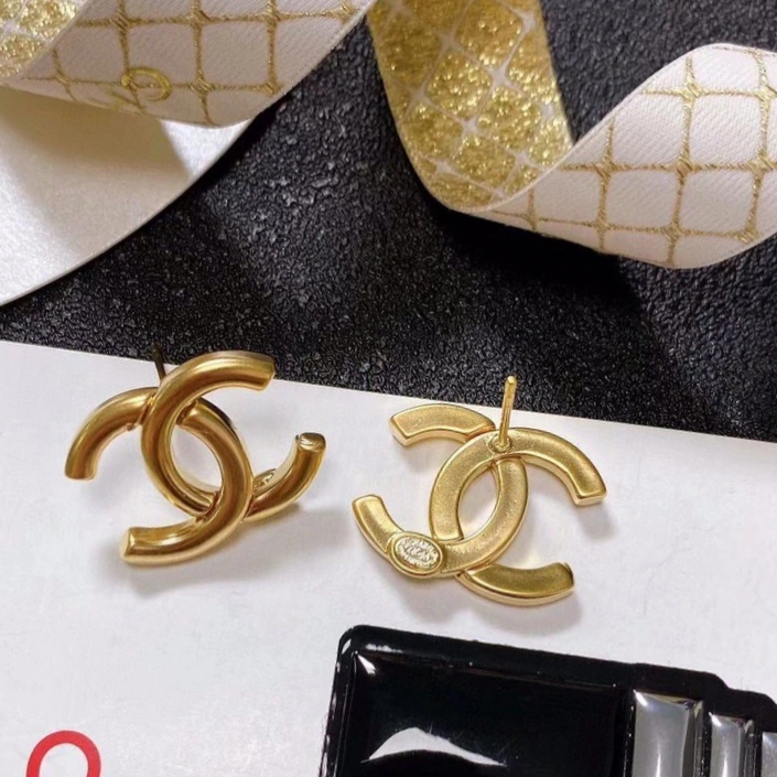 Bright Chanel Earrings 231898