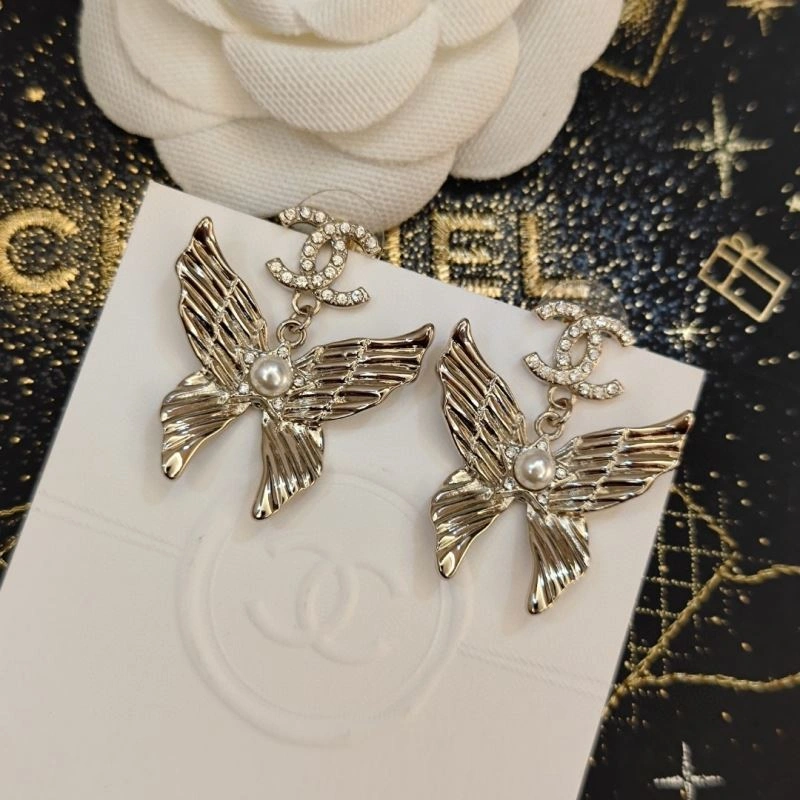 Sustainable Chanel Earrings 231882
