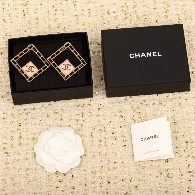 Elegant Chanel Earrings 231815