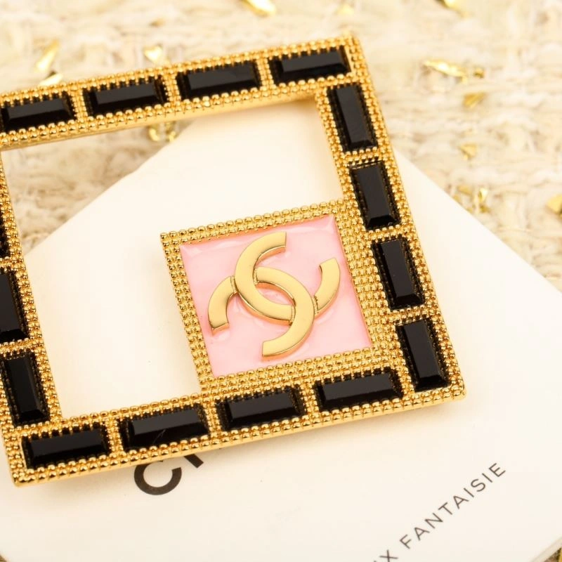 Elegant Chanel Earrings 231815