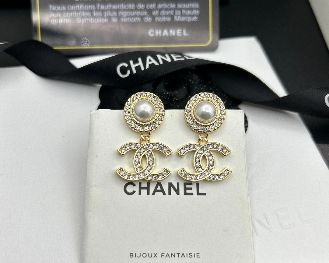Chanel Earrings ComfortFit 231798