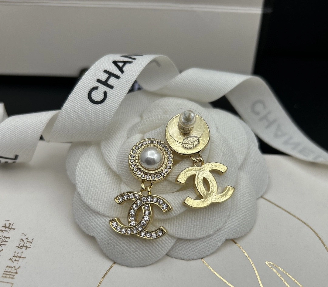Chanel Earrings ComfortFit 231798