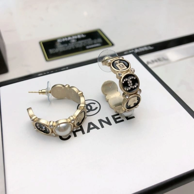Soft Chanel Earrings 231812