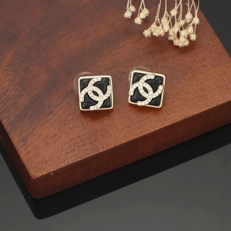 Chanel Earrings SportInspired 231829