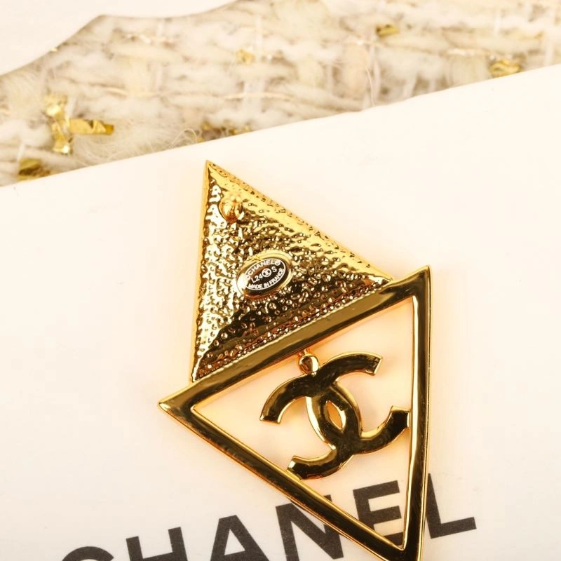 Chanel Earrings Lightweight 231806