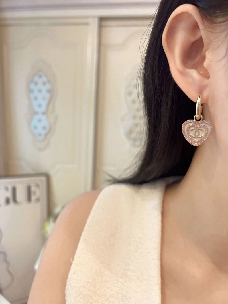 Comfortable Chanel Earrings 231805