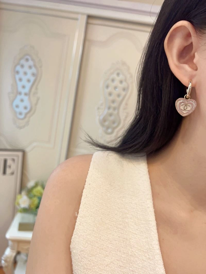 Comfortable Chanel Earrings 231805