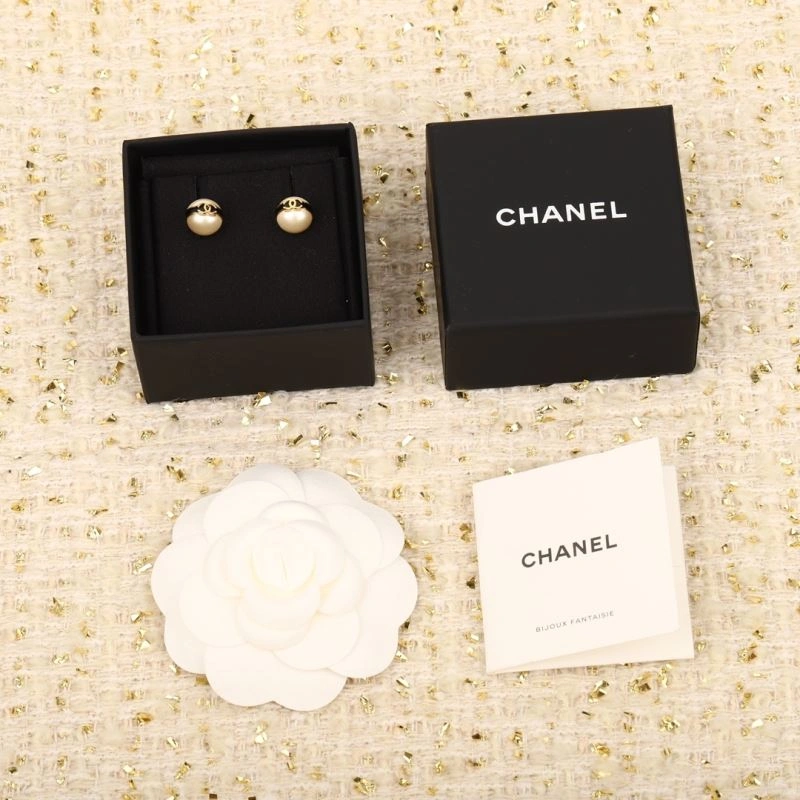 Chanel Earrings Reliable 231789