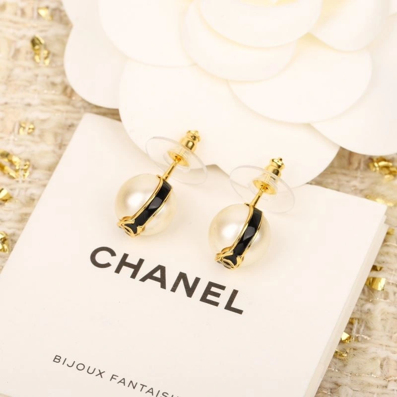 Chanel Earrings Reliable 231789