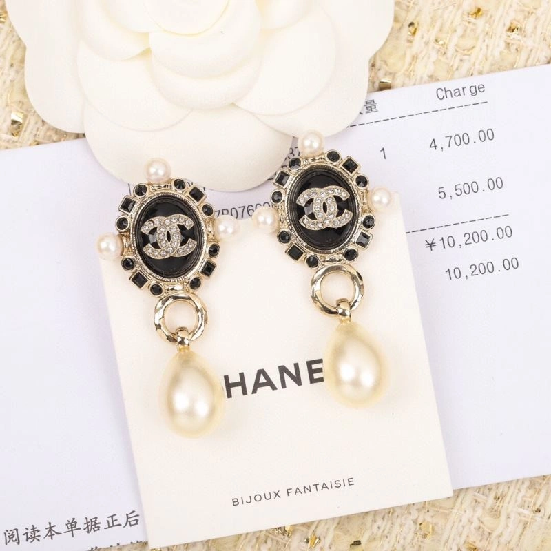 SunProtective Chanel Earrings 231860