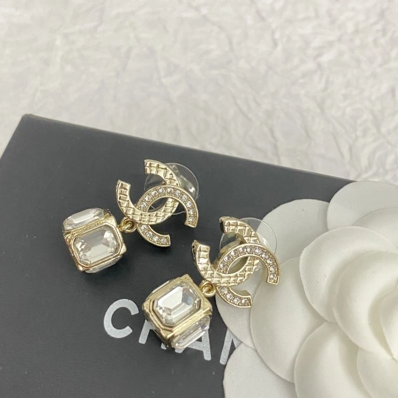 Chanel Earrings Supportive 231793