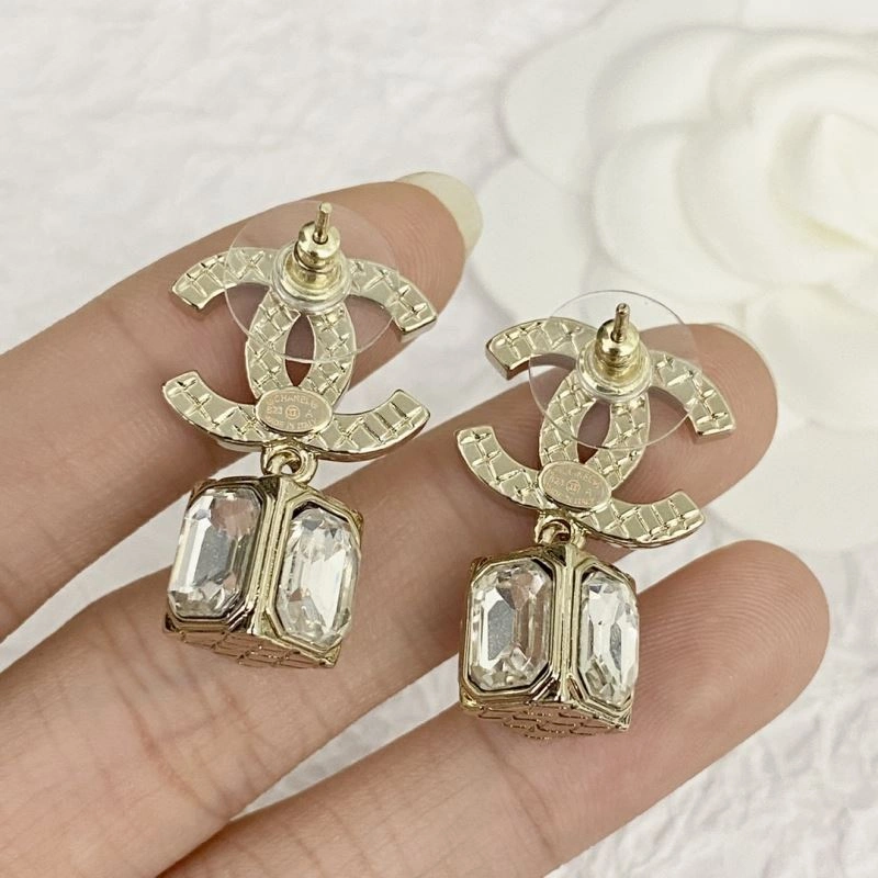 Chanel Earrings Supportive 231793