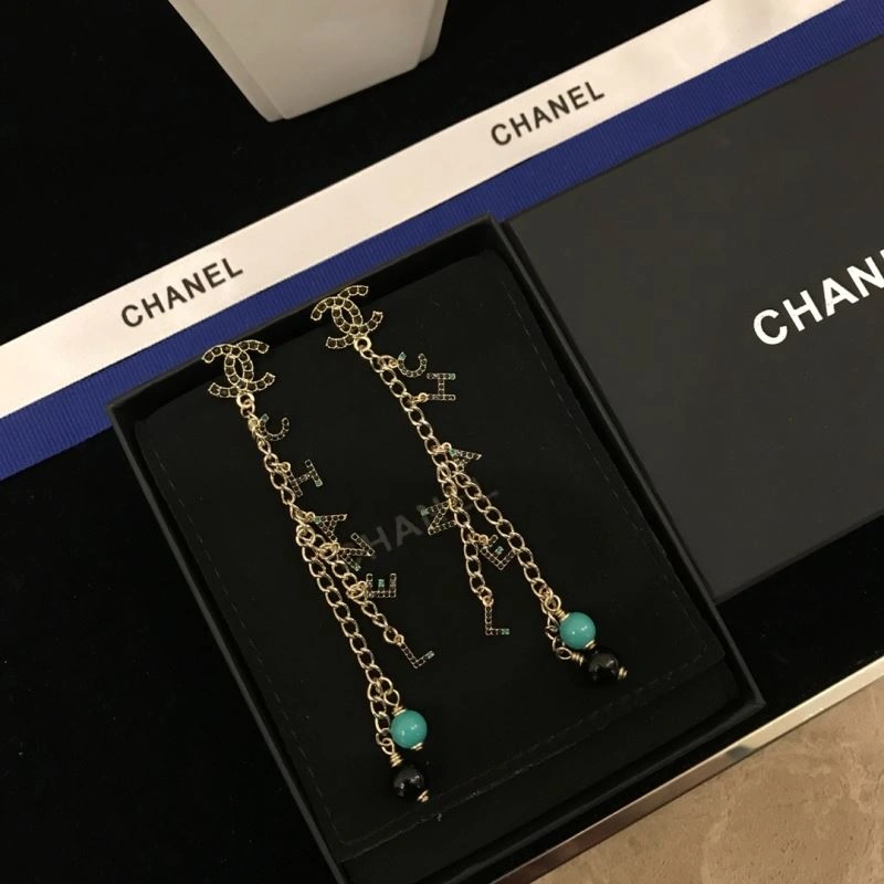 Chanel Earrings Affordable 231782
