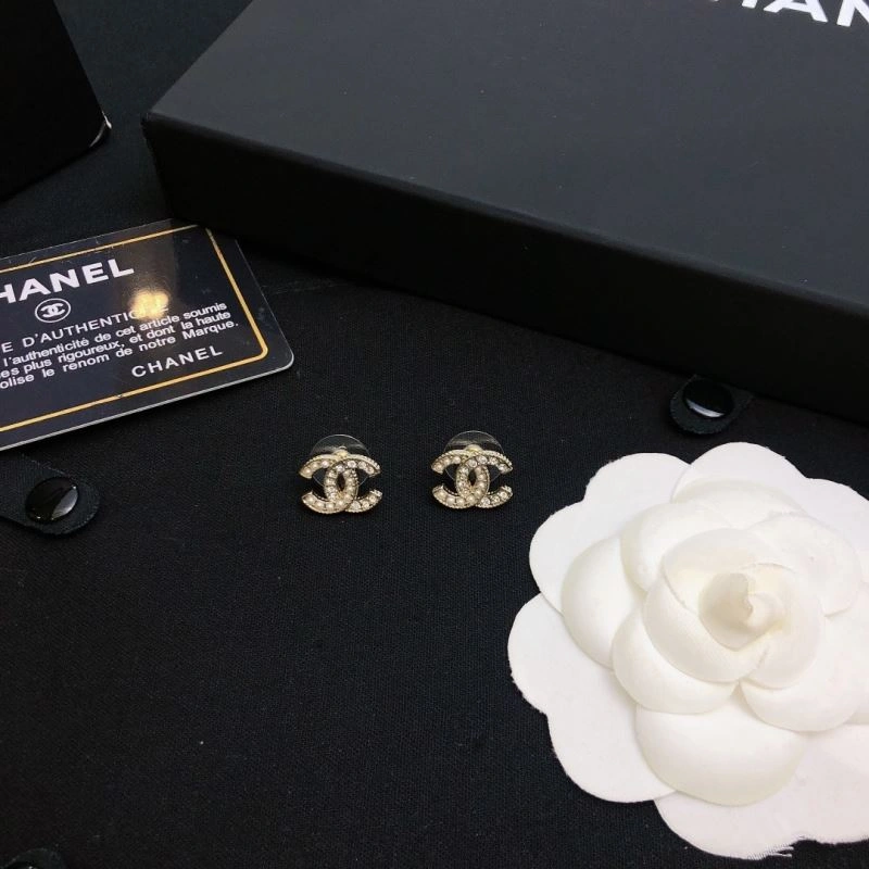 Chanel Earrings SoftTouch 231761