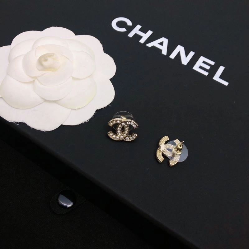 Chanel Earrings SoftTouch 231761