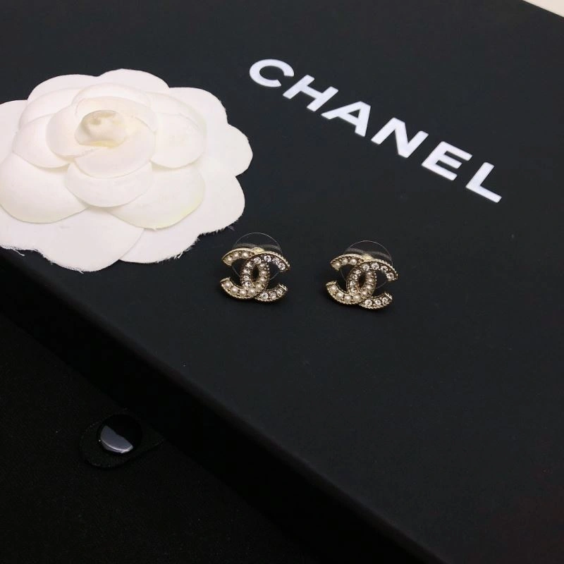 Chanel Earrings SoftTouch 231761